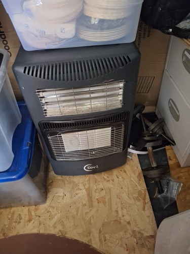 Calor gas heater with - heater, bottle